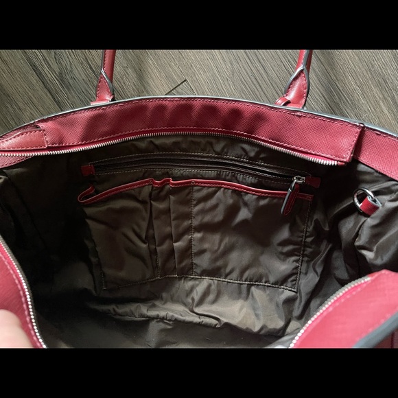 TUMI | Travel Tote Bag - Picture 8 of 16